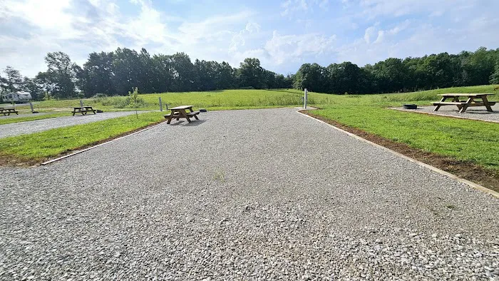 Do Drop In Campground at The Holler Picture 6