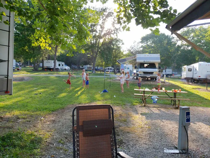 Pulaski County Park Campground & Boat Ramp Picture 2