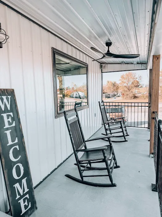 Escape With Us RV Resort Picture 9