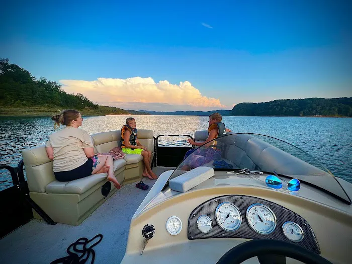 Lake Cumberland RV Rentals Picture 10