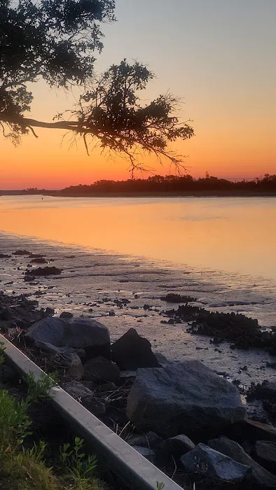 Buck Hall Recreation Area and Boat Landing Picture 7