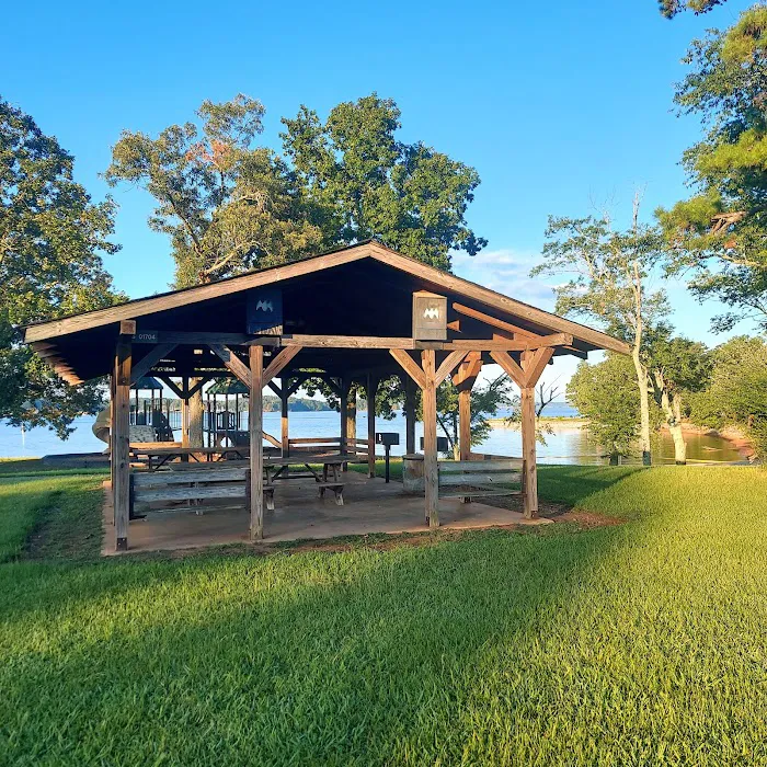 Jenny's Creek Family Campground Picture 2