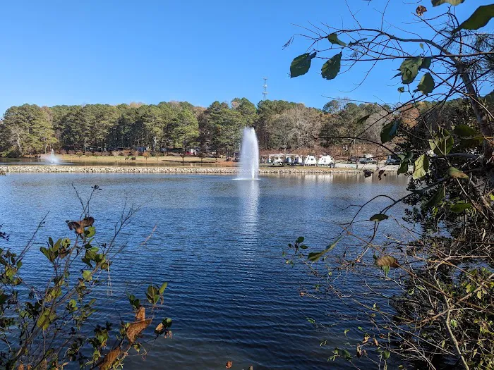 Twin Lakes Rv Park Picture 2