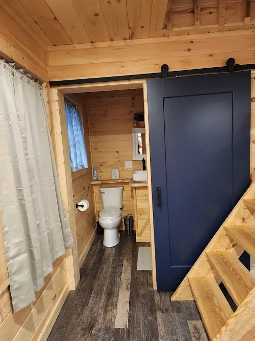 Signal Tree Cabins Picture 1