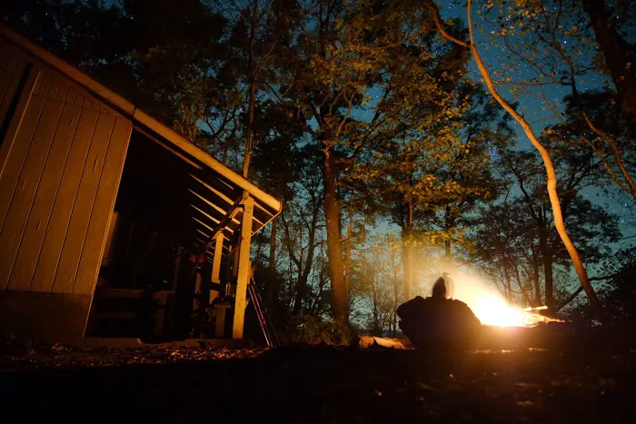 Blue Mountain Shelter Picture 7