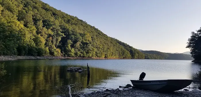 Backcountry Campsite #98 Picture 4