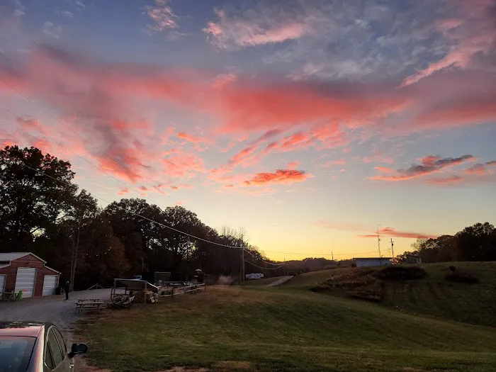 Rolling Meadows Family Campground Picture 3