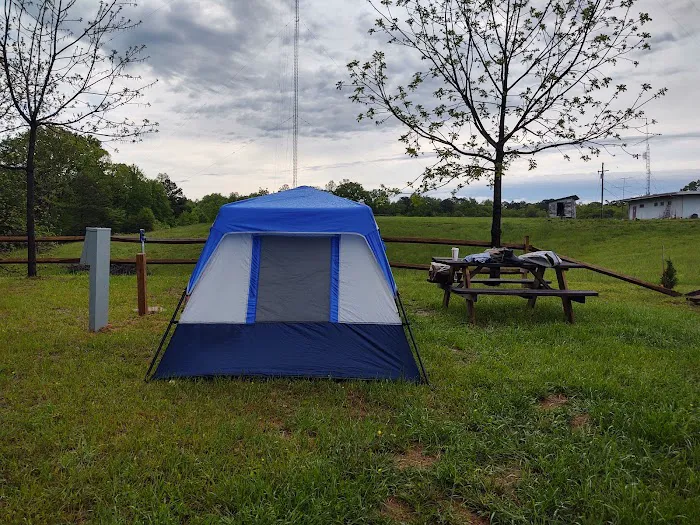 Rolling Meadows Family Campground Picture 9