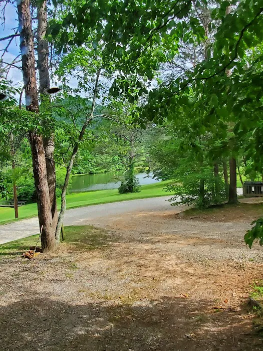 Trackrock Campground & Cabins Picture 10