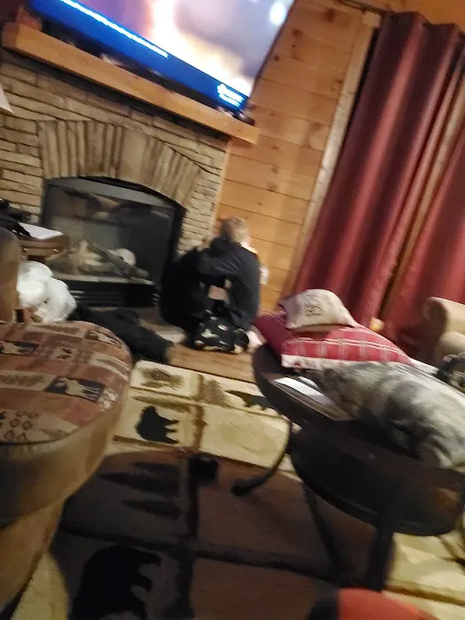 Black Bear Lodge Picture 2
