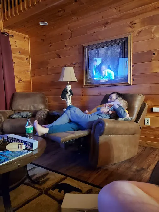 Black Bear Lodge Picture 4
