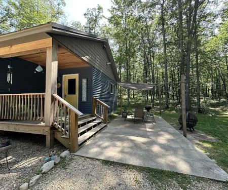 Happy Trails cabins & camping