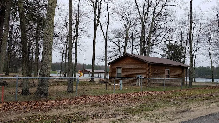 Log Lake Campground Picture 10