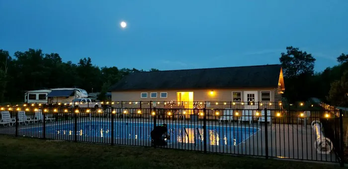 Irons RV Park & Campground Picture 6