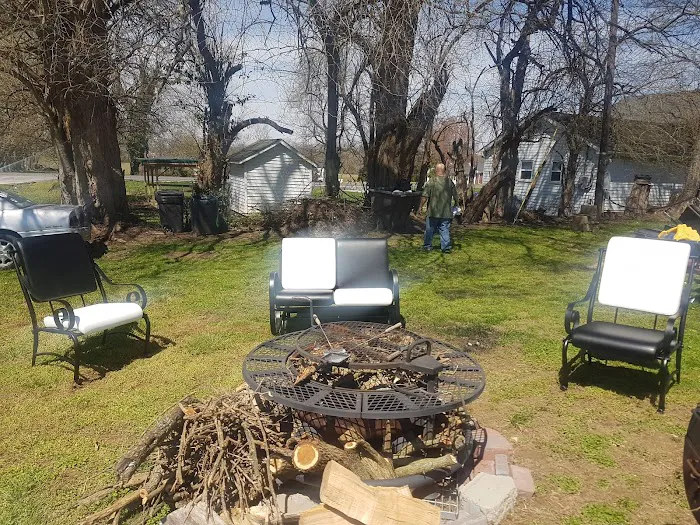 Country Court Campground Picture 6