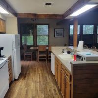 Deluxe Cabins ico