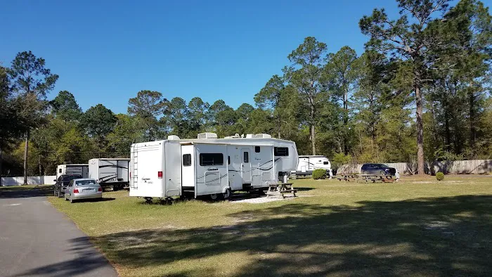 Whispering Pines RV Park Picture 5