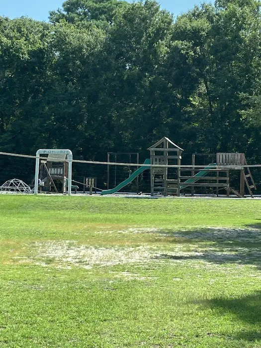 Tuck In De Wood Campgrounds Picture 5