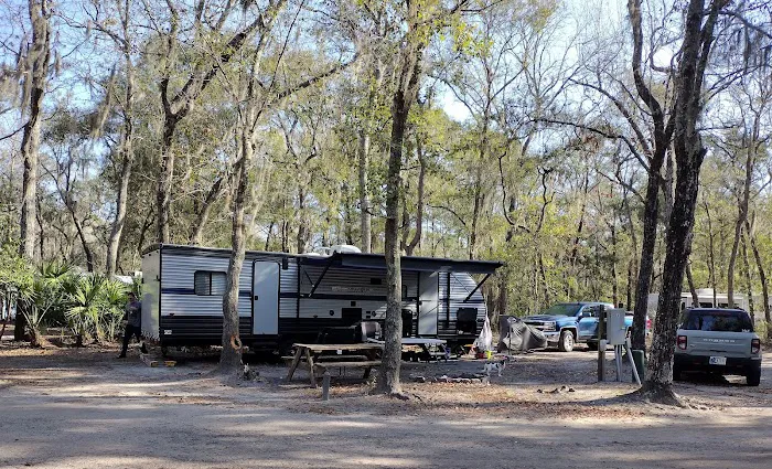 Tuck In De Wood Campgrounds Picture 7