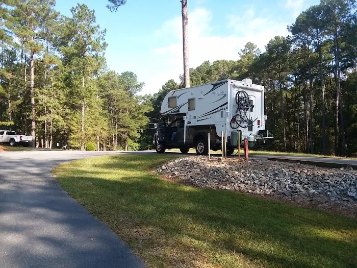 Dames Ferry Campground Picture 8