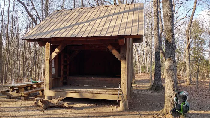 Hawk Mountain Shelter Picture 2