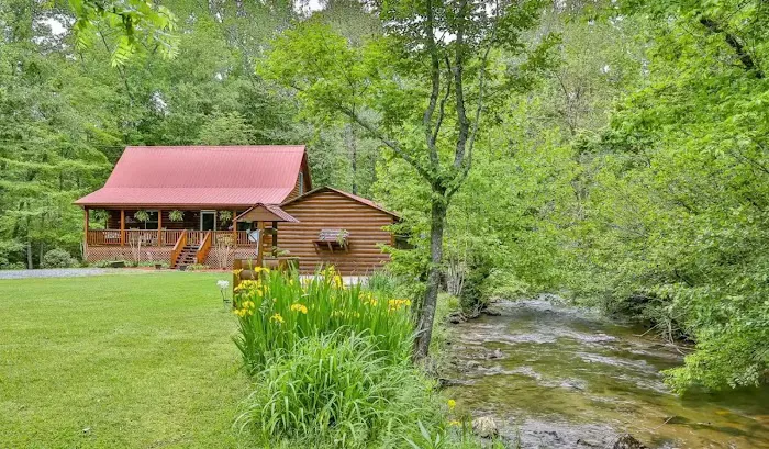 Trout Creek Lodge Picture 2