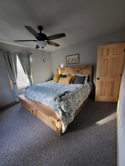 Hound Dog Ridge Picture 1