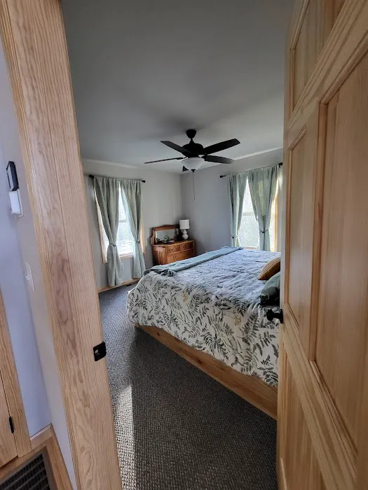 Hound Dog Ridge Picture 3