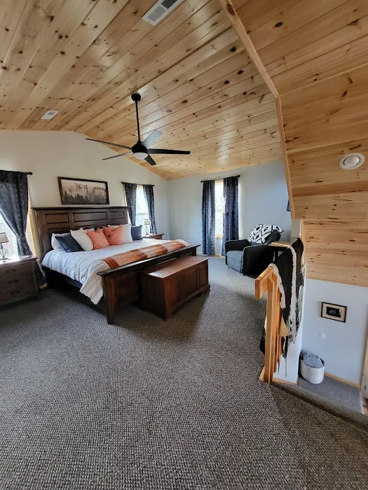 Hound Dog Ridge Picture 8