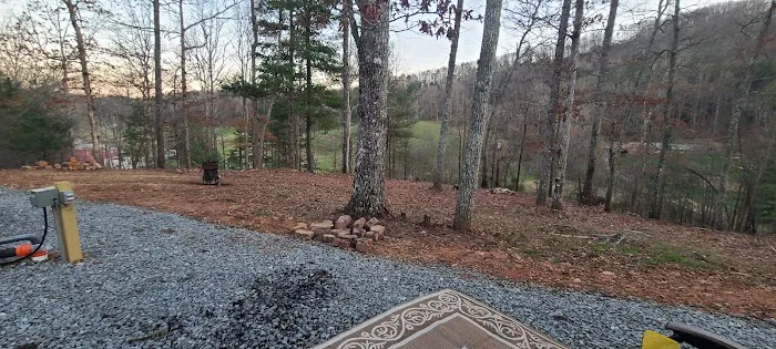 Ridge Top RV Campground Picture 9