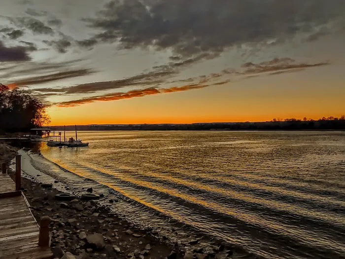 Cottonport Marina and RV Resort Picture 2