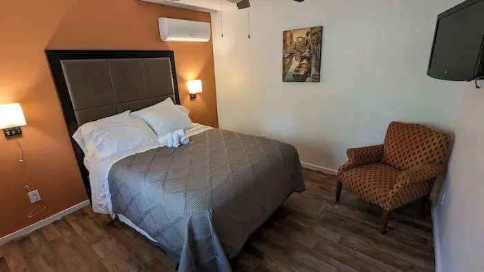 Pandoras Resort Picture 3