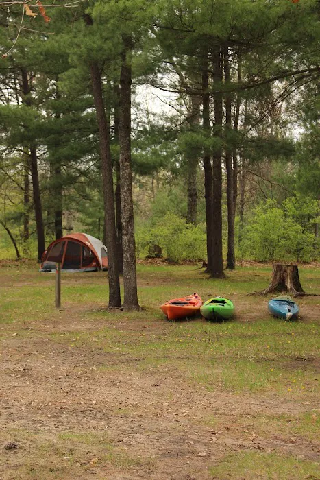 Twin Oaks Campground & Cabins Picture 4