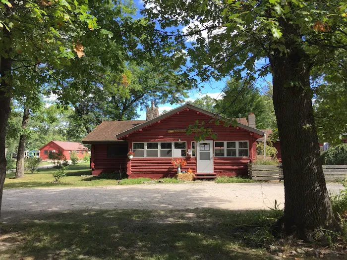 Twin Oaks Campground & Cabins Picture 6