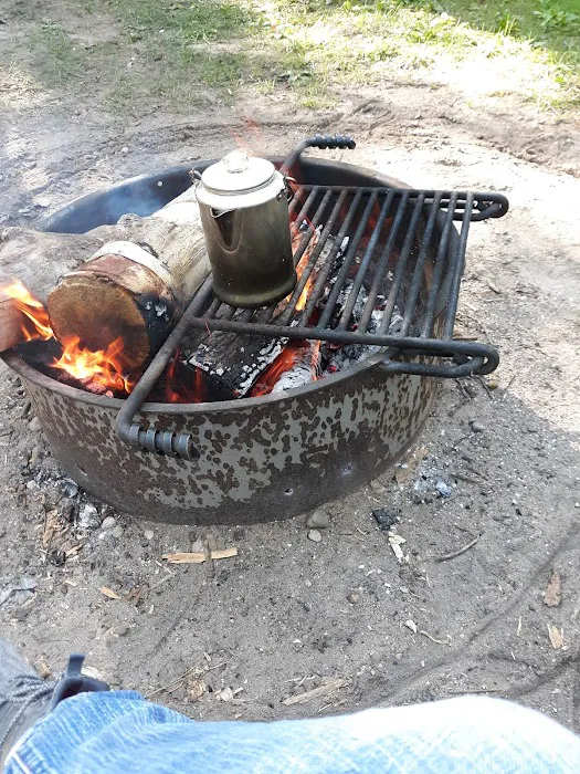 Horseshoe Lake Campground Picture 9