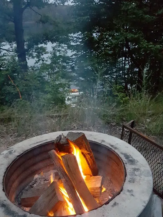 Arbutus Lake State Forest Campground Picture 9