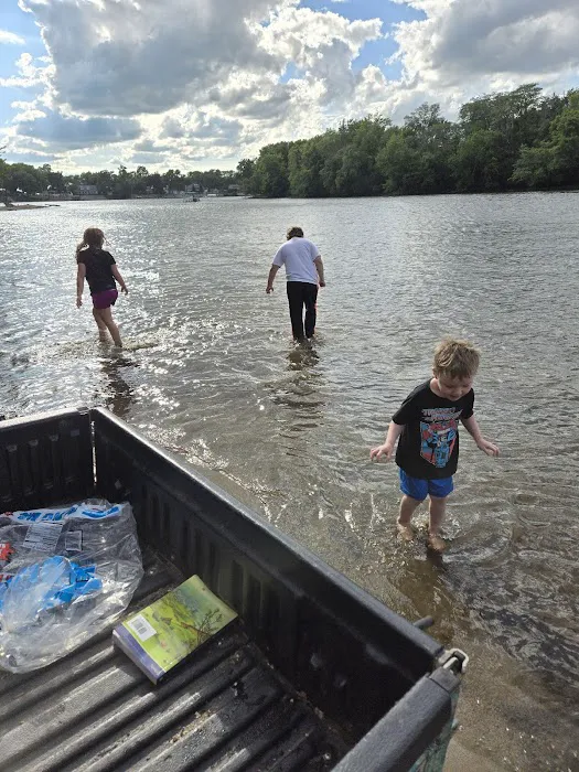 Pine grove campground Picture 5