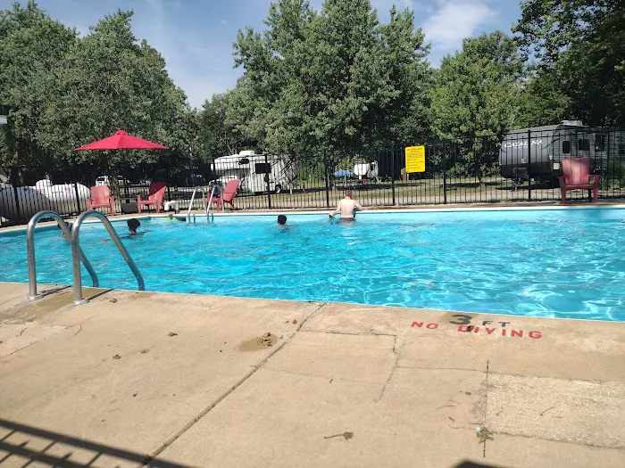 Kankakee South KOA Holiday Picture 1