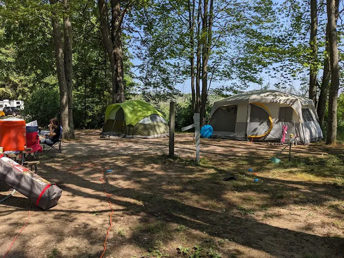 Whispering Surf Campground at Bass Lake Picture 9