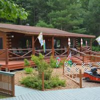Hill & Hollow Campground & RV Park ico