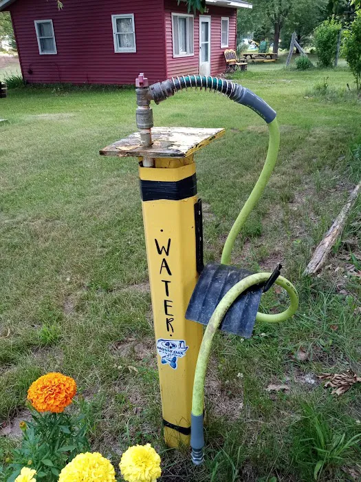 R and J Resort Campground Picture 8