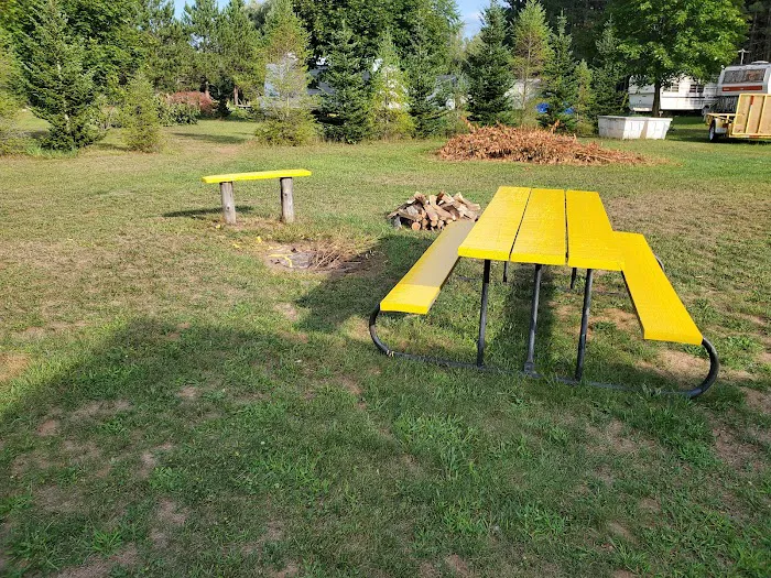 R and J Resort Campground Picture 7