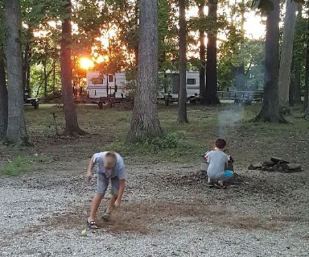 East Fork Lake Campground