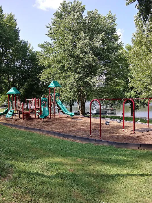 Moffit Lake Recreational Area Picture 5