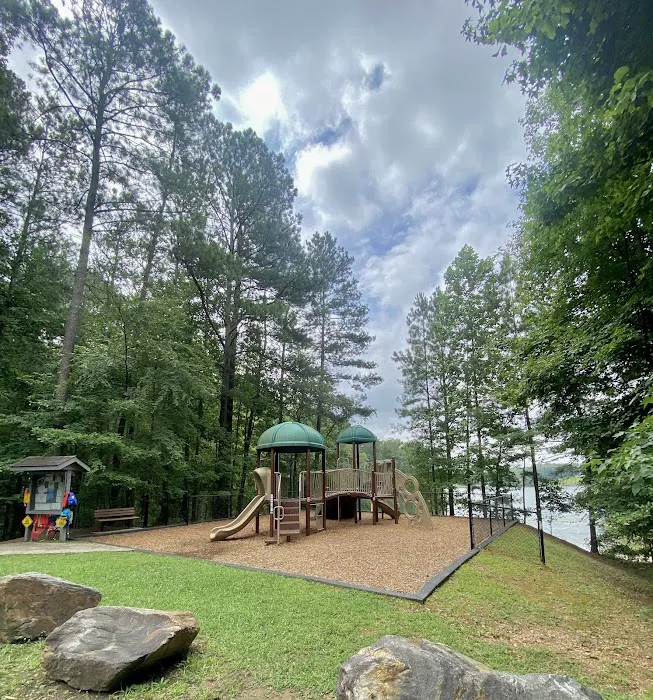 Playground / Beach - swim area Picture 8