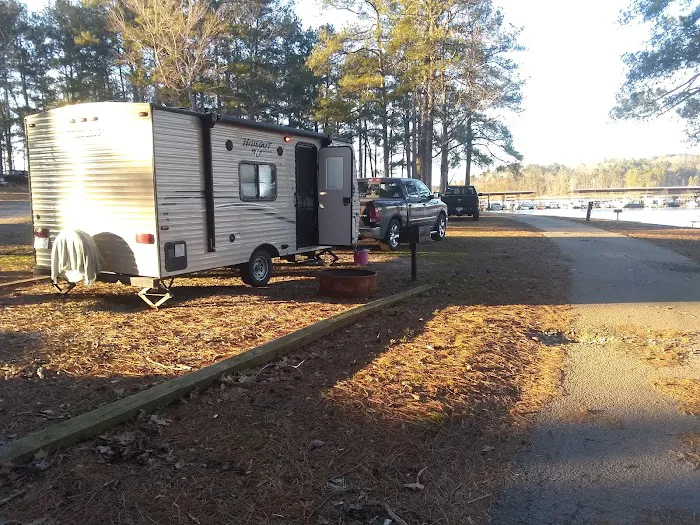 Holiday Harbor Campground Picture 8