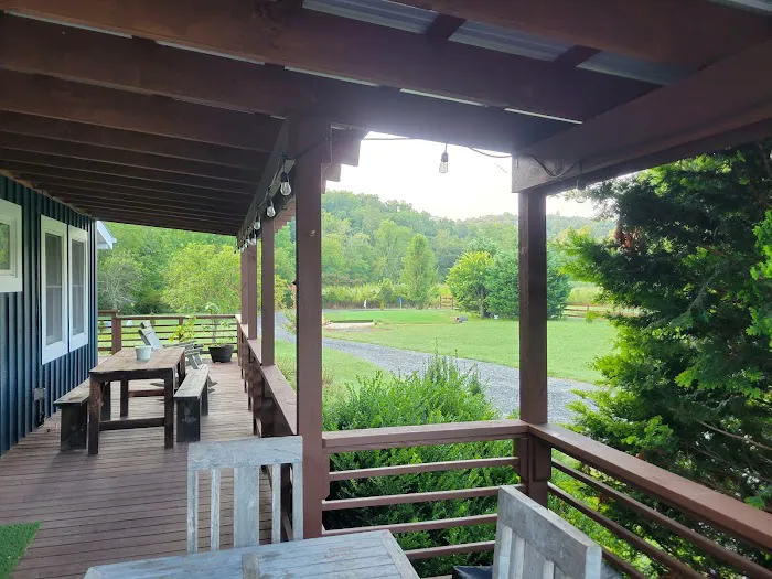 Noontootla Creek Cottage Picture 2