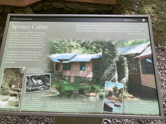Club Cabin # B, Spence Picture 6