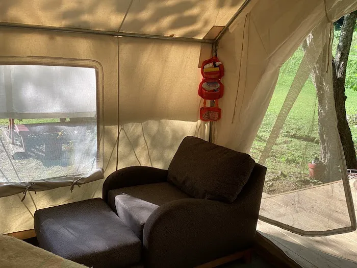 Winedrops Creekside Camping Picture 3