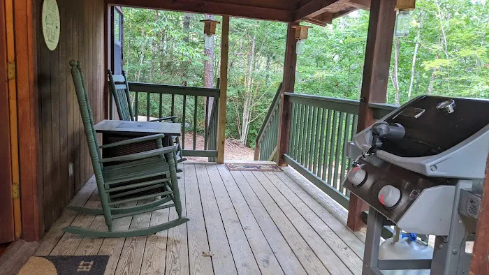 Hillside Hideaway Picture 4